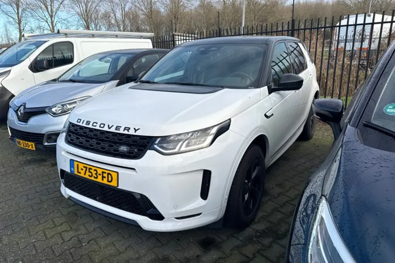 Land Rover Discovery Sport (2021)