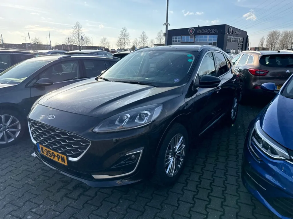 Ford Kuga (2021) — foto 1