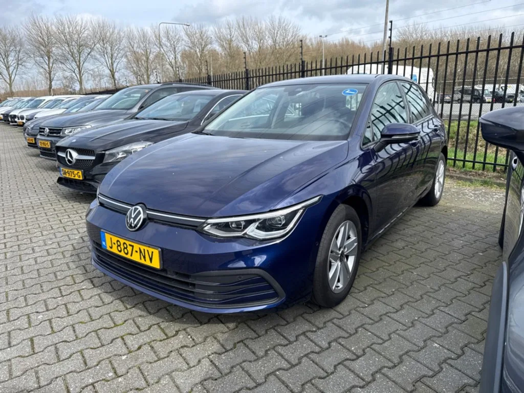Volkswagen Golf (2020) — foto 1