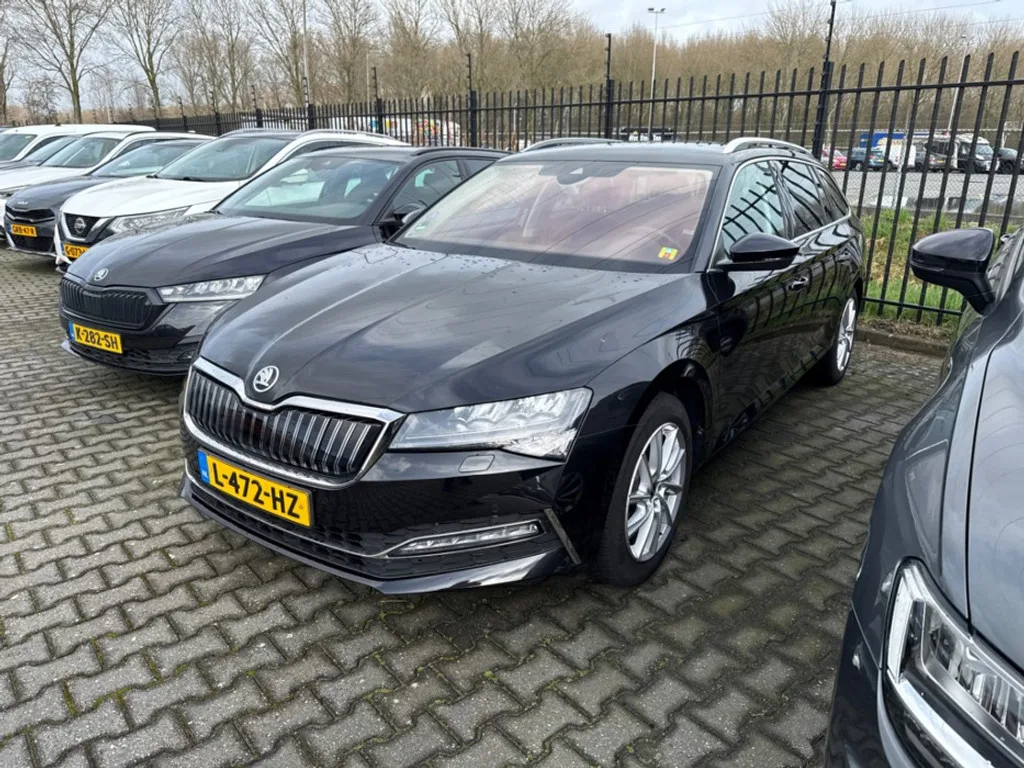 Škoda Superb (2021) — foto 1