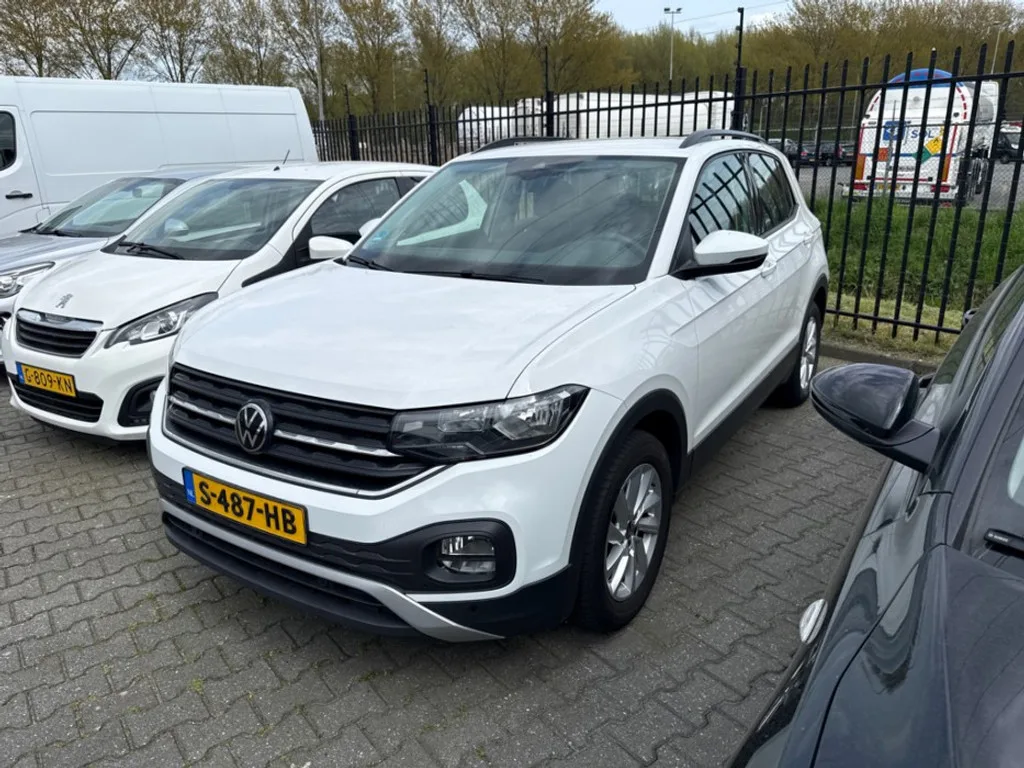 Volkswagen T-Cross (2023) — foto 1