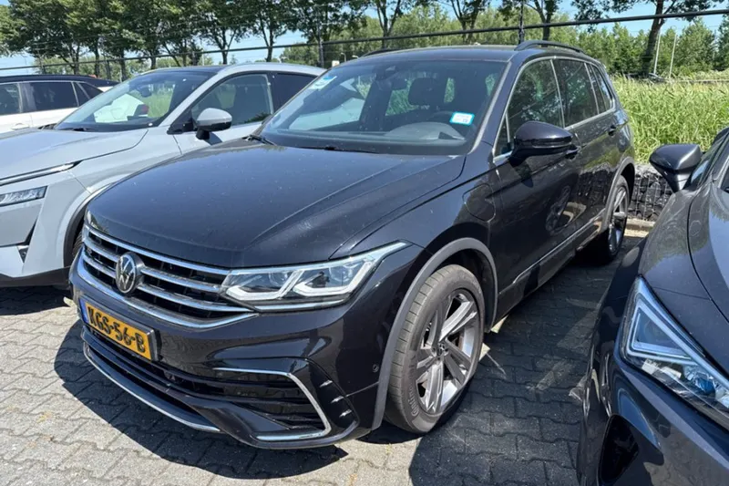 Volkswagen Tiguan (2022)