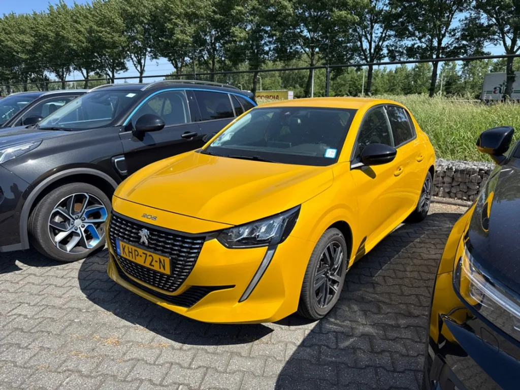 Peugeot 208 (2023) — foto 1