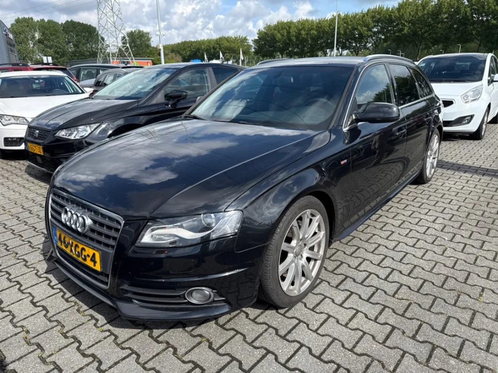 Audi A4 (2012) — foto 1