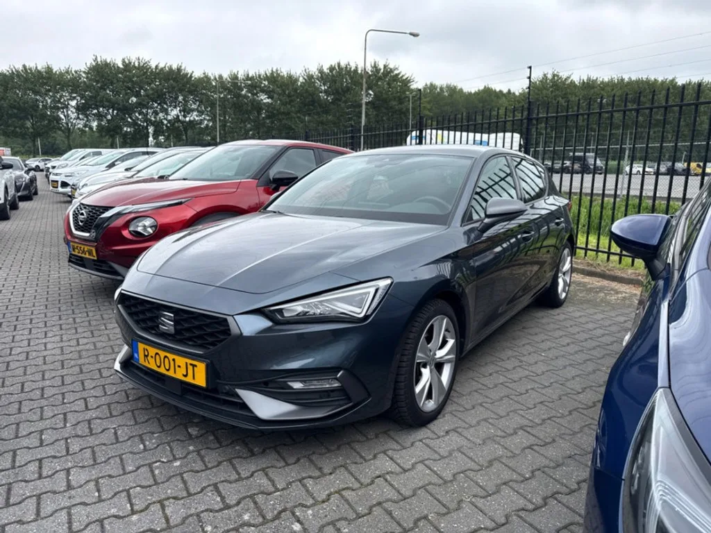 SEAT Leon (2022) — foto 1