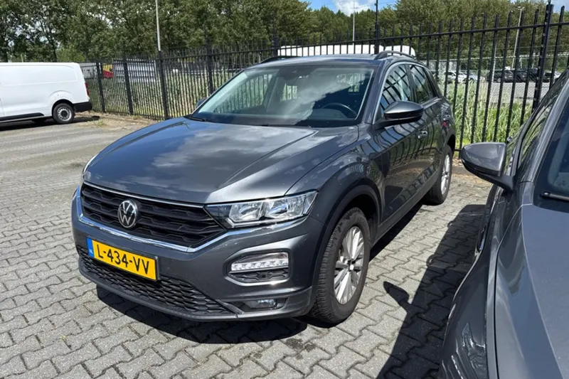 Volkswagen T-Roc (2021)
