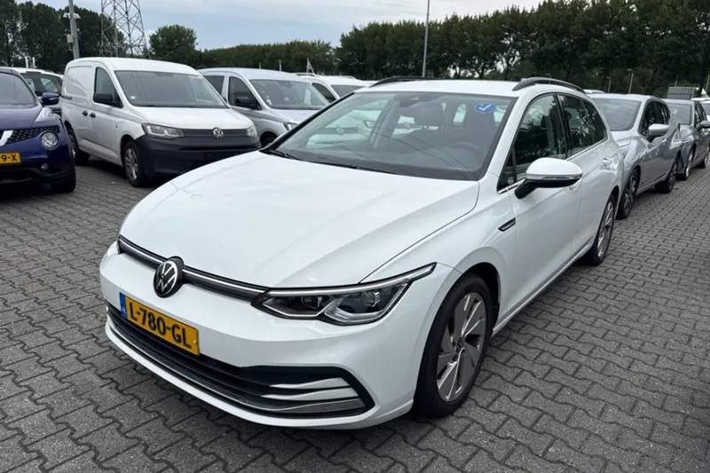 Volkswagen Golf (2021)