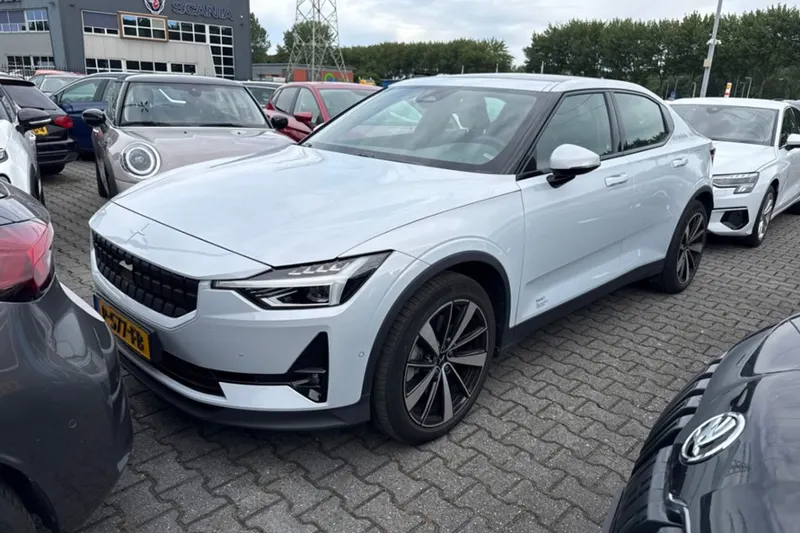 Polestar 2 (2022)
