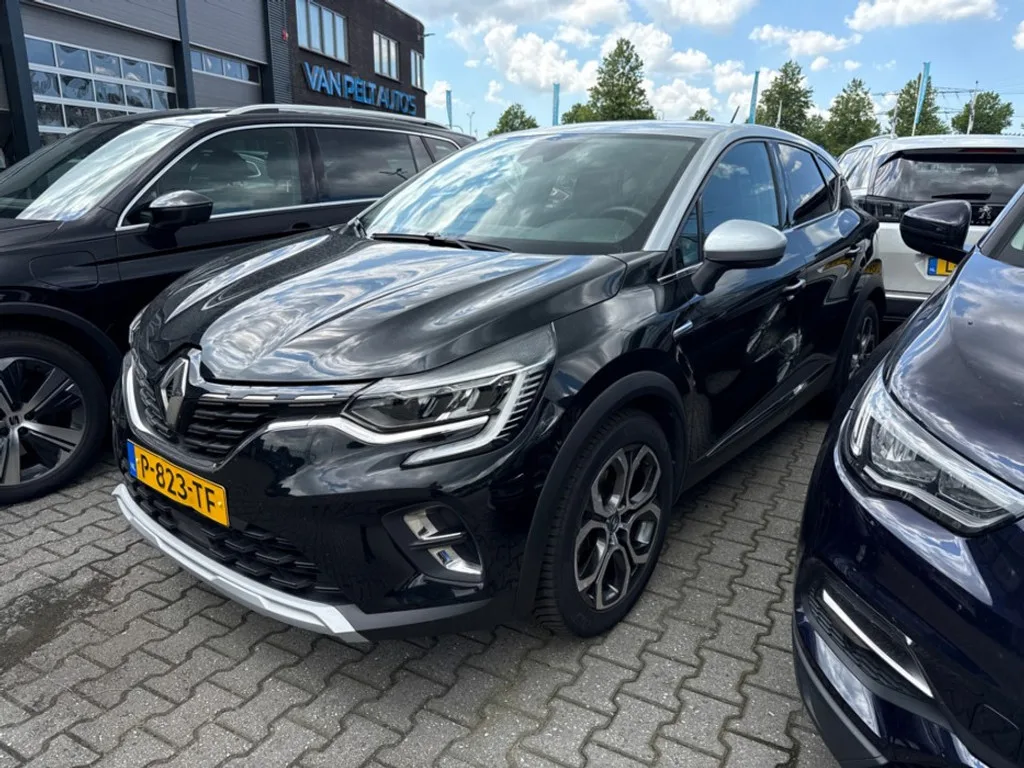 Renault Captur (2021) — foto 1