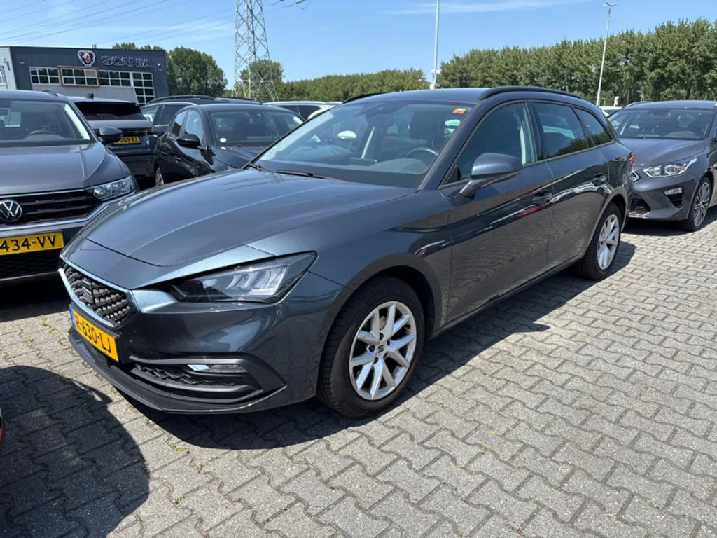 SEAT Leon (2022) — foto 1