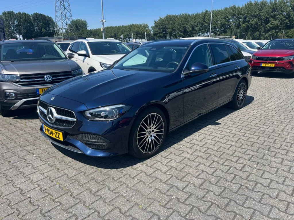 Mercedes-Benz C-Klasse (2022) — foto 1