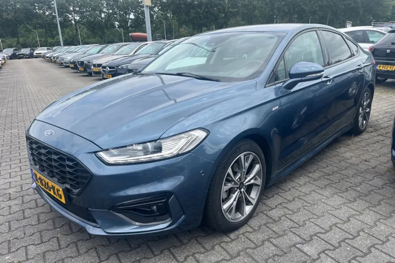 Ford Mondeo (2021)