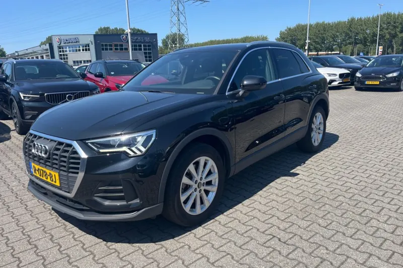 Audi Q3 (2022)