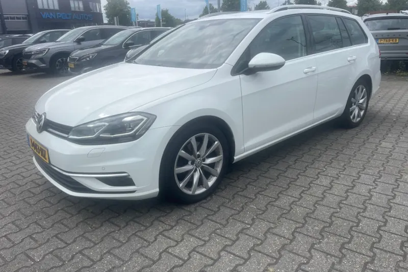 Volkswagen Golf (2017)