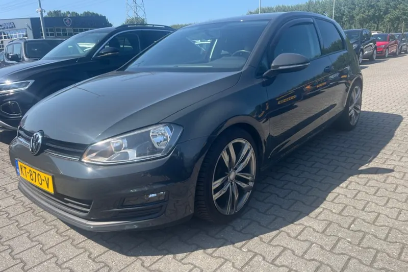 Volkswagen Golf (2016)