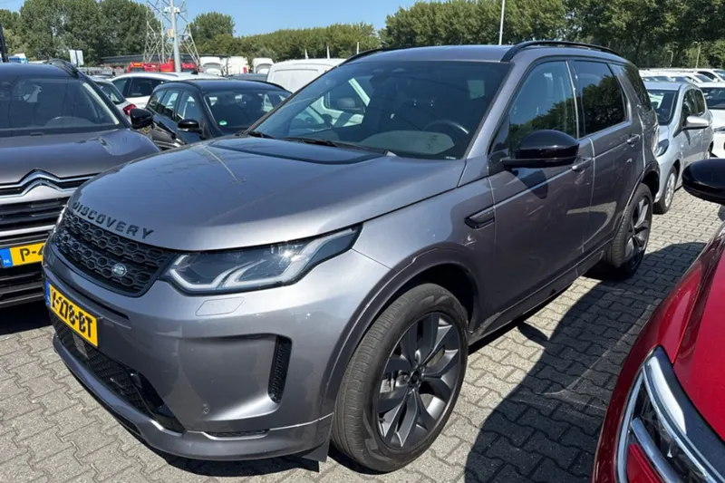 Land Rover Discovery Sport (2023)