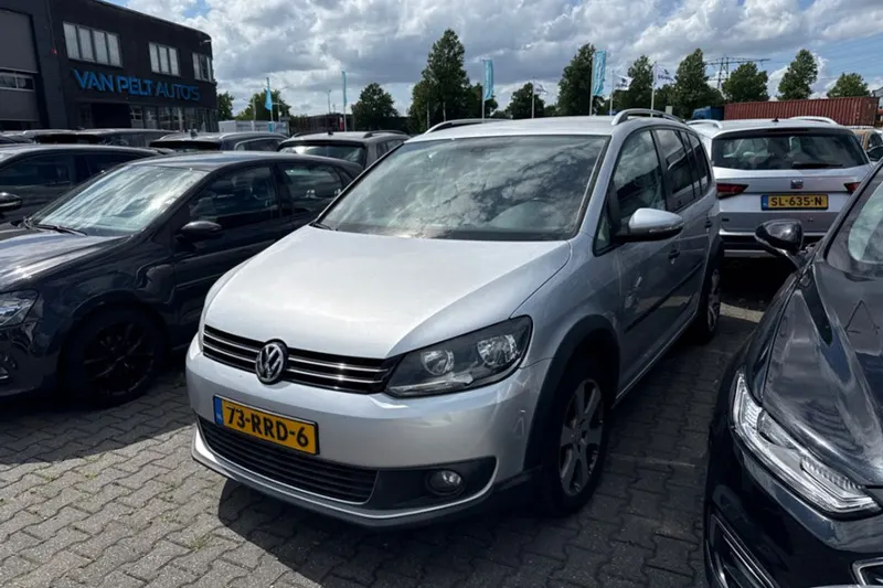 Volkswagen Touran (2011)