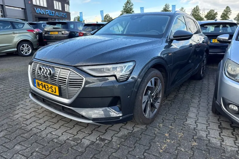 Audi e-tron (2021)