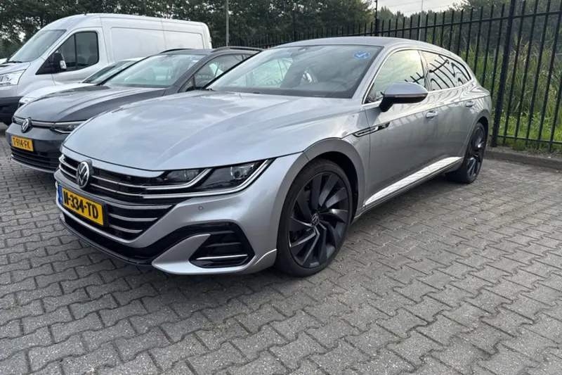 Volkswagen Arteon (2021)