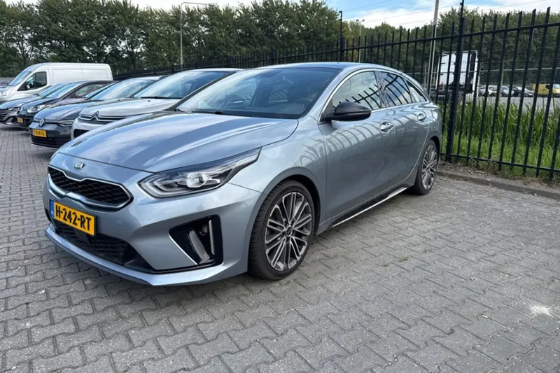 Kia Pro Cee'd (2020)