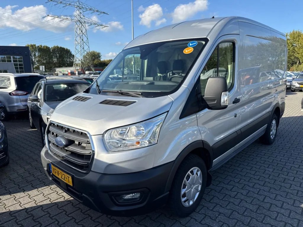 Ford Transit (2020) — foto 1