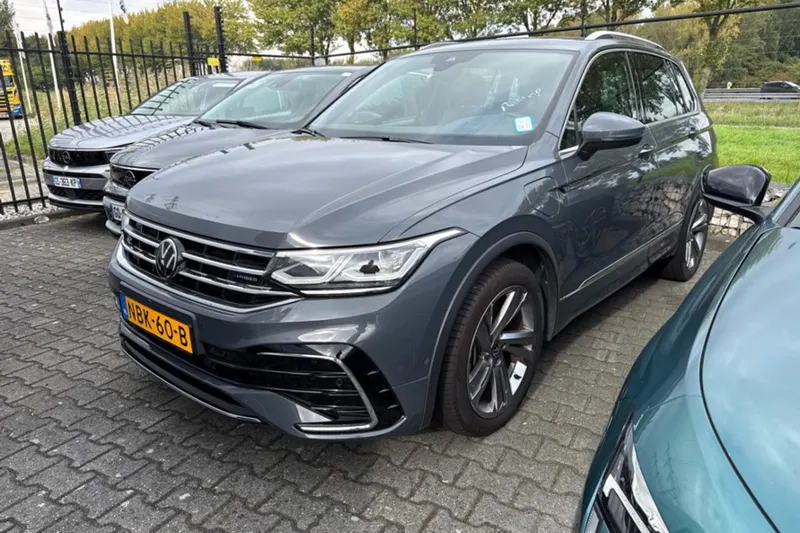 Volkswagen Tiguan (2023)