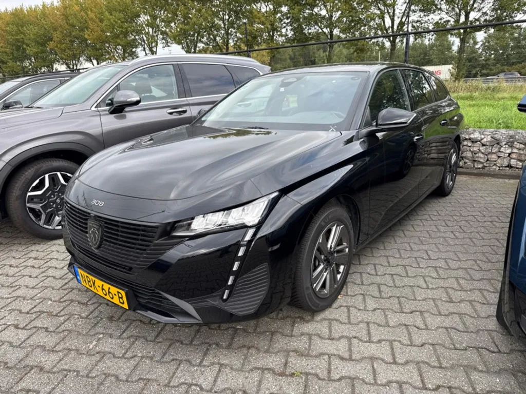 Peugeot 308 (2024) — foto 1