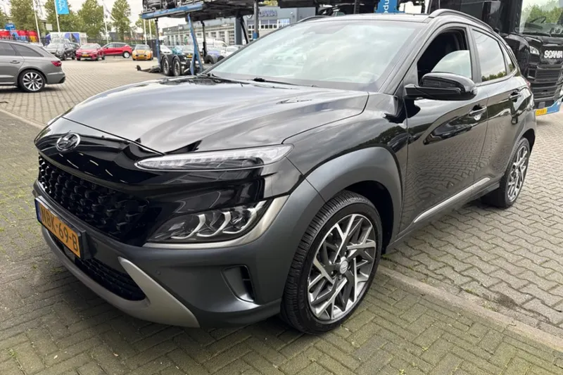Hyundai Kona (2023)