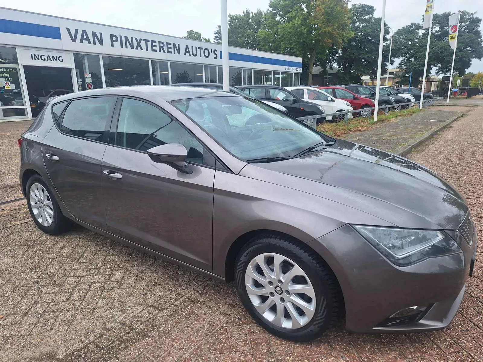 SEAT Leon (2015) — foto 1