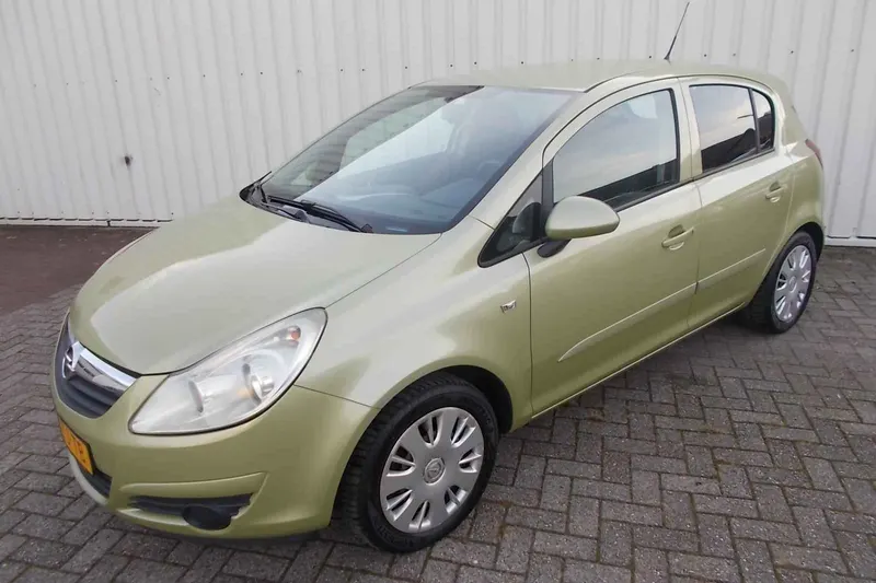 Opel Corsa (2008)