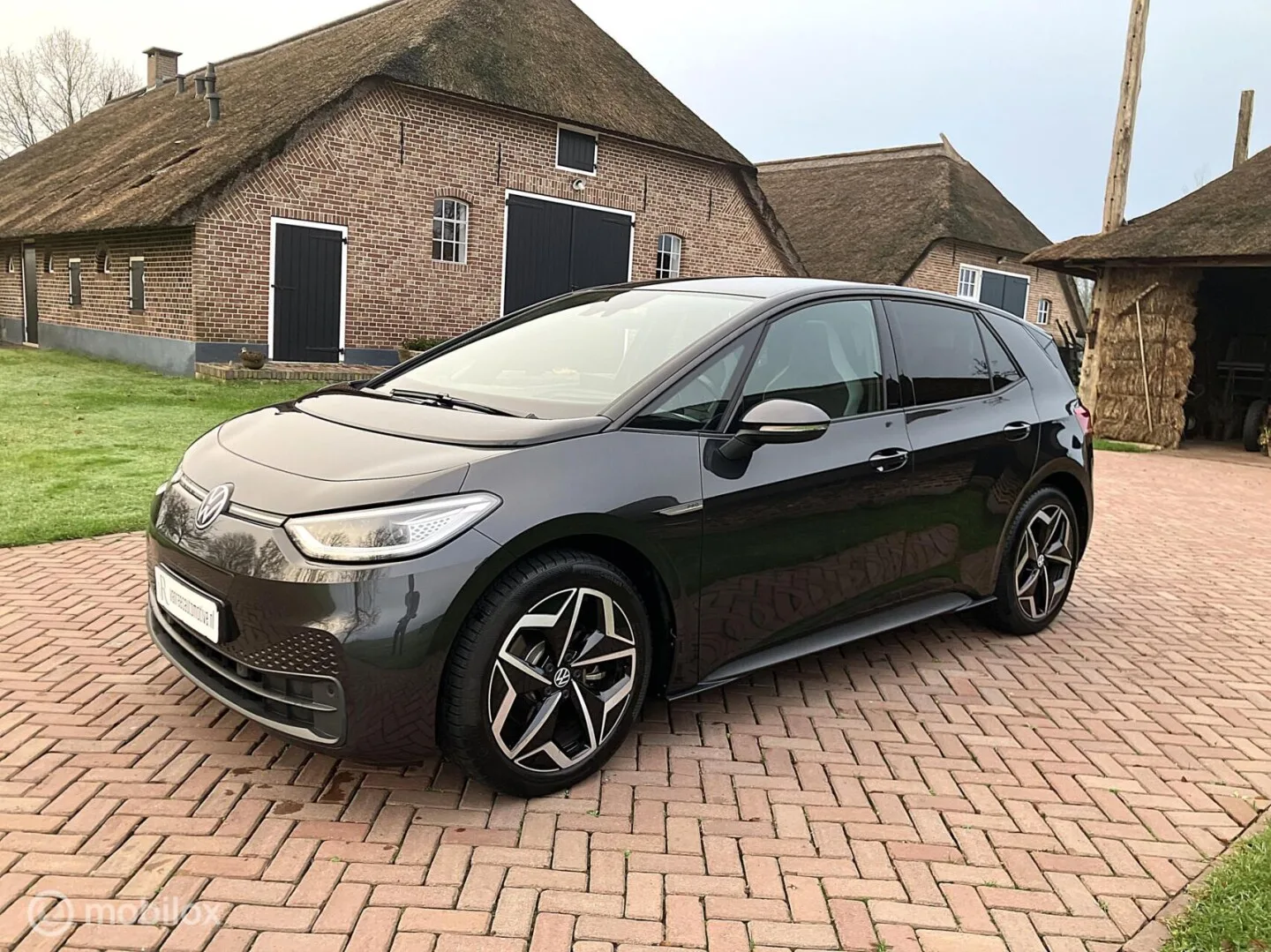 Volkswagen Id3 (2022) — foto 1