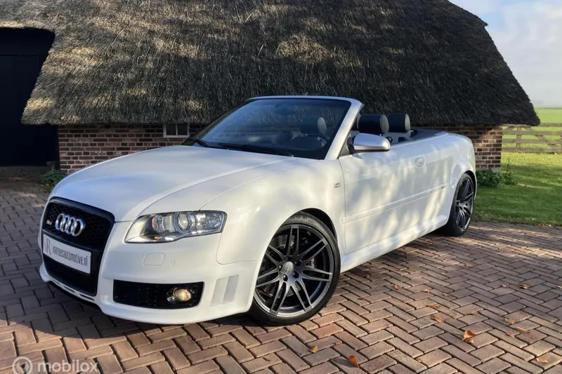 Audi RS4 (2008)