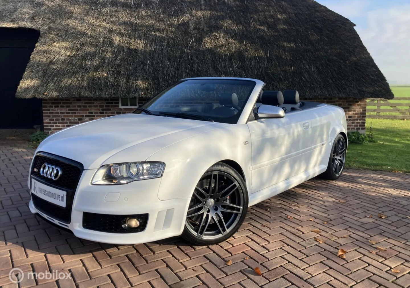 Audi RS4 (2008) — foto 1