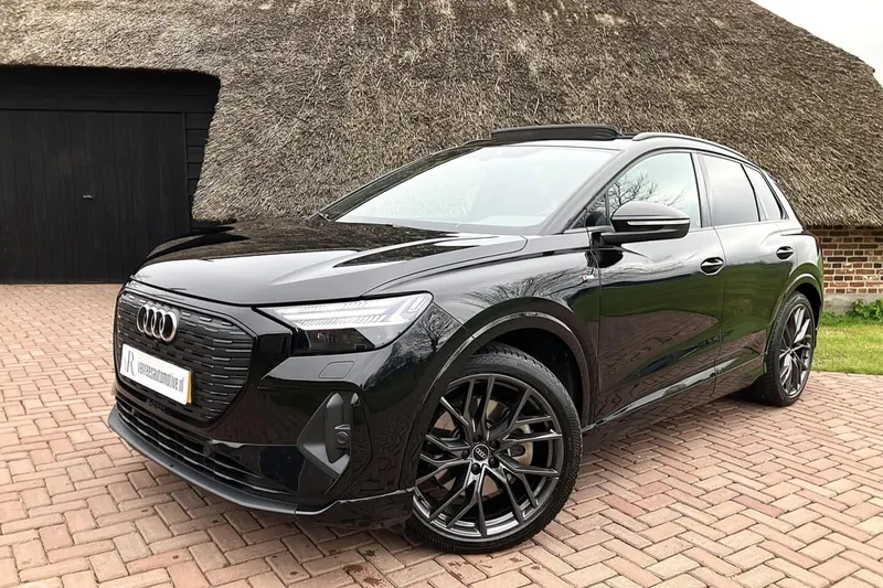 Audi Q4 e-tron (2021)