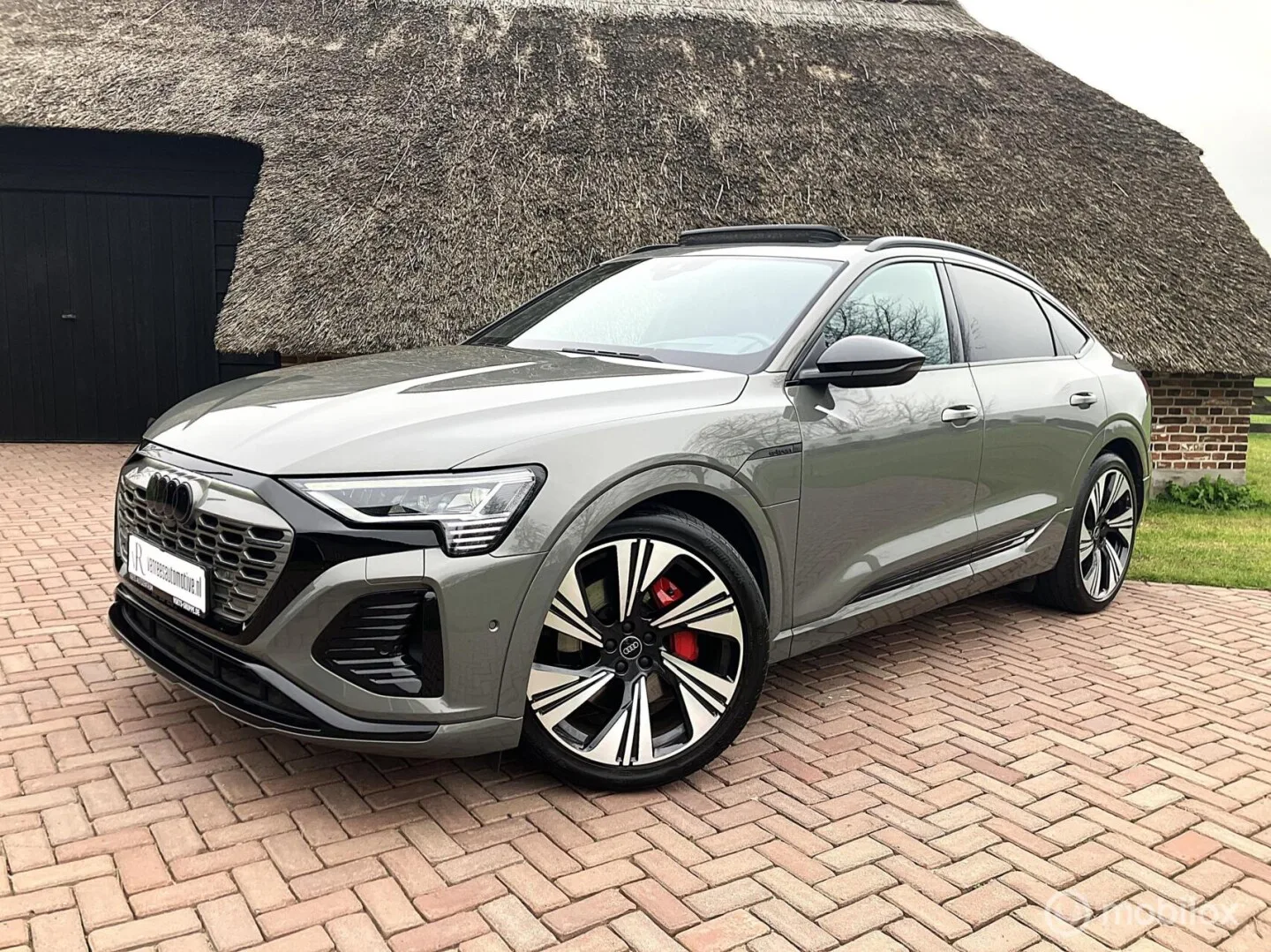 Audi Q8 (2023) — foto 1