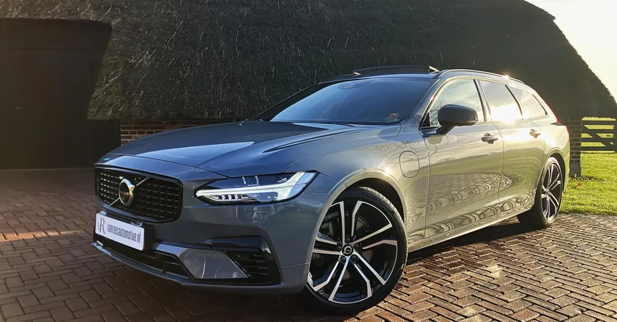 Volvo V90 (2021) — foto 1