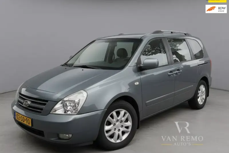 Kia Carnival (2008)