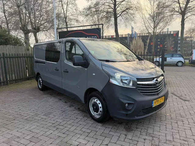 Opel Vivaro (2017) — foto 1