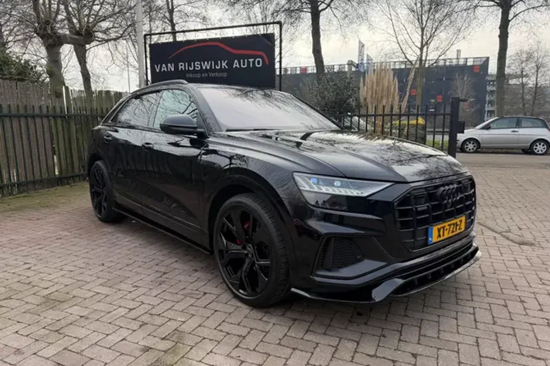 Audi Q8 (2019)