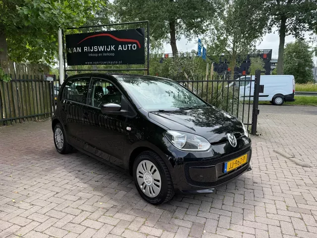 Volkswagen Up! (2016) — foto 1
