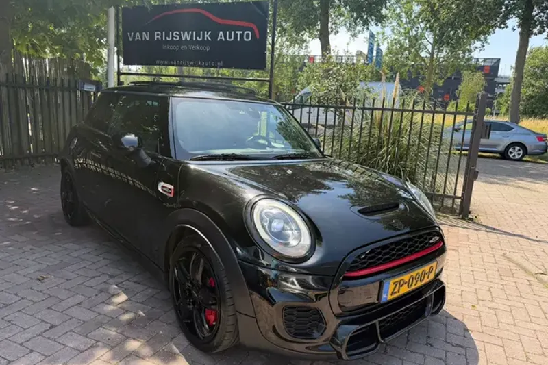 MINI John Cooper Works (2015)