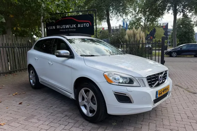 Volvo XC60 (2010)