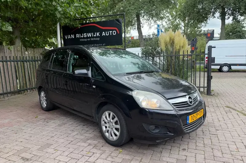 Opel Zafira (2008)