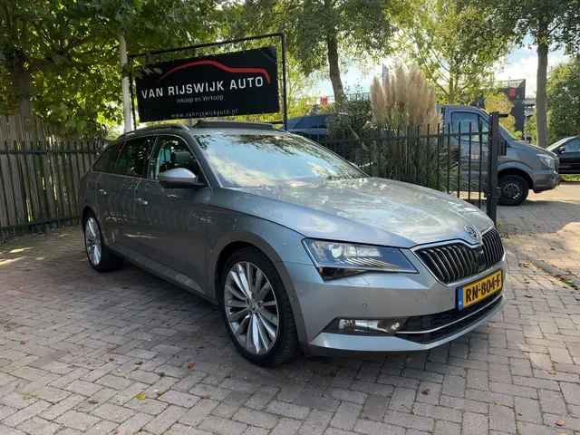 Škoda Superb (2018) — foto 1