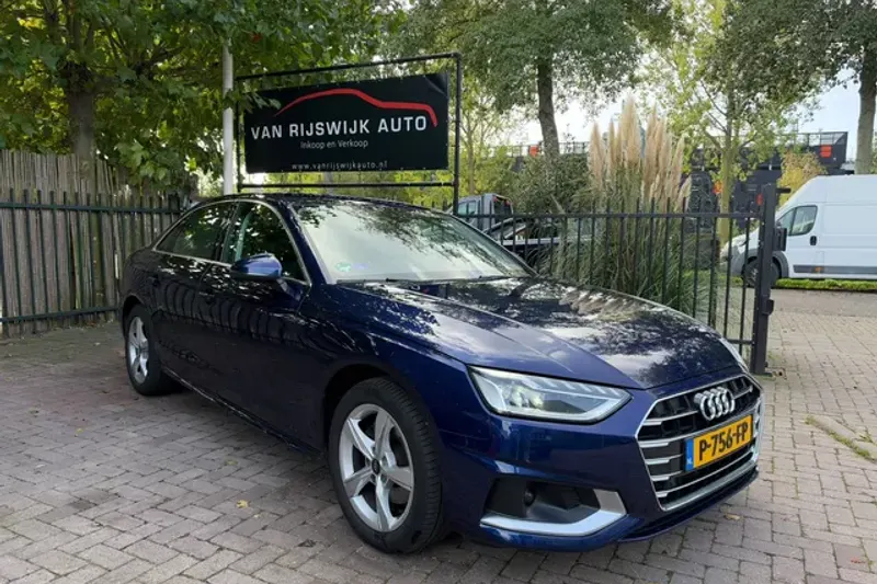 Audi A4 (2022)