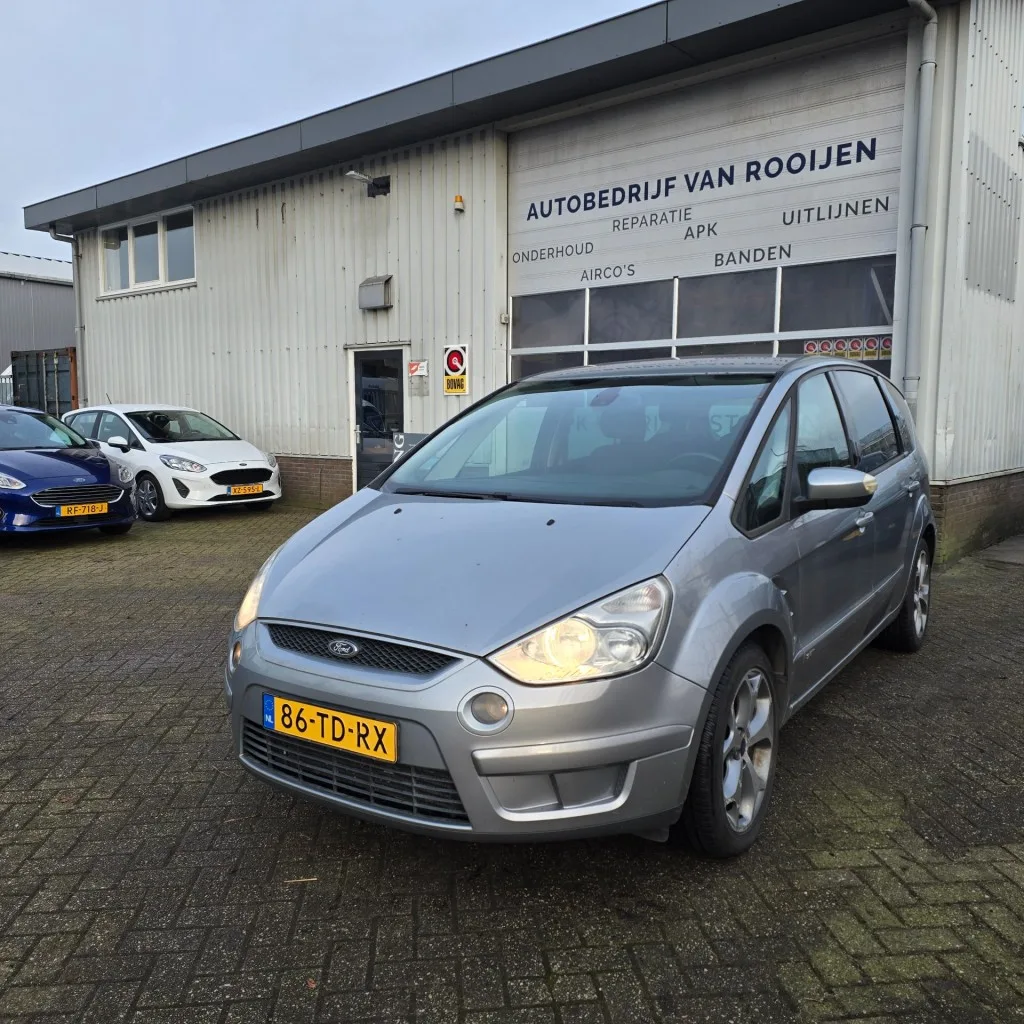 Ford S-Max (2006) — foto 1