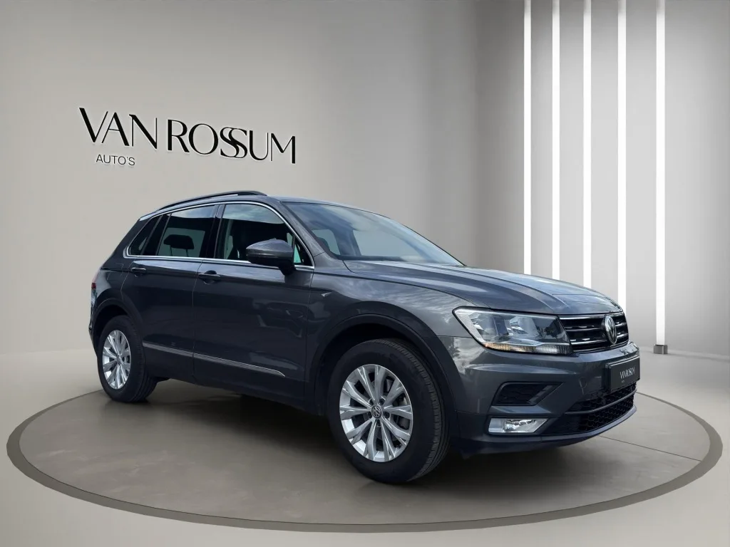 Volkswagen Tiguan (2017) — foto 1