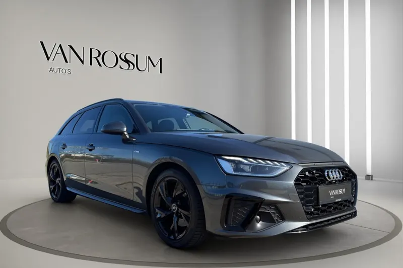 Audi A4 (2022)