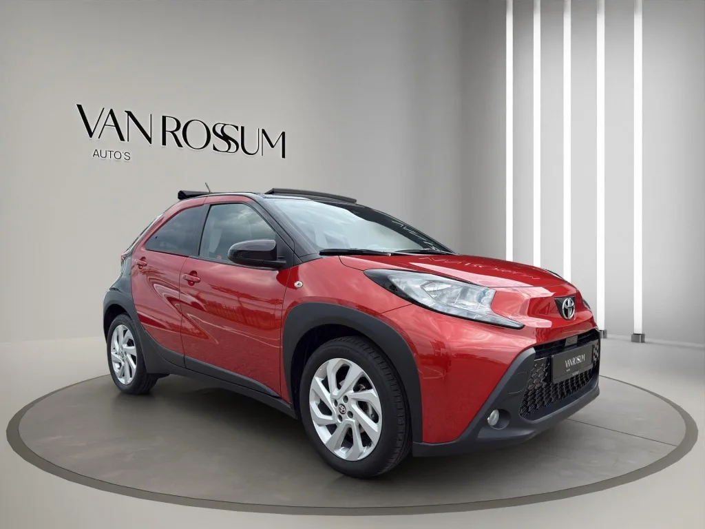 Toyota Aygo X (2024) — foto 1