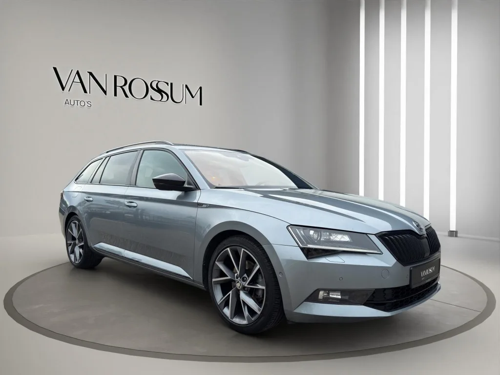Škoda Superb (2018) — foto 1